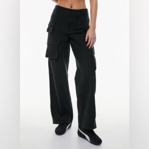 Aritzia Wilfred Free Picture Cargo Wide Leg Pants – Black – Women’s Size 8